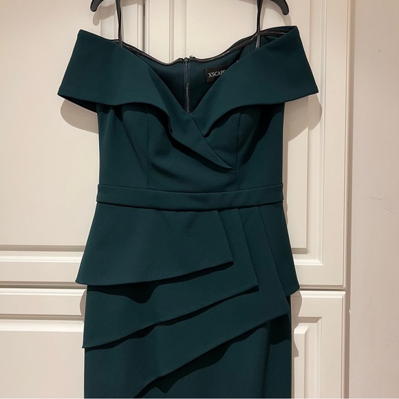 XSCAPE Dress Emerald Pine Green Prom Size 10 NWT Off-The-Shoulder Peplum Gown - Picture 2 of 16